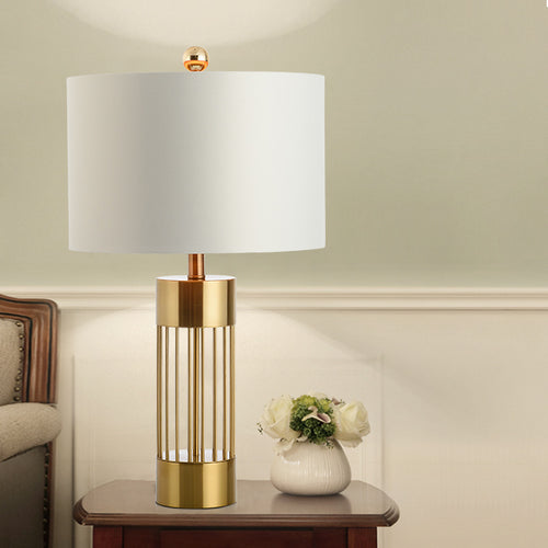 Stylische Tischlampe mit einzigartigem geometrischem Design