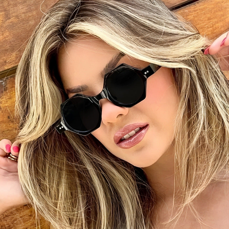 Damen Geometrische Sonnenbrille im auffälligen Design Karnz