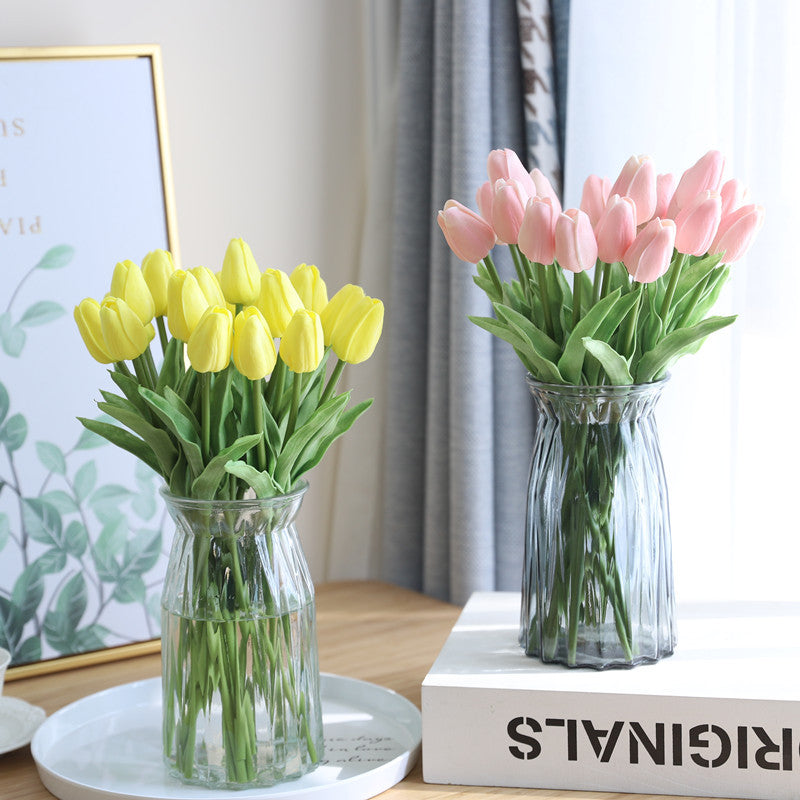 Elegante künstliche Tulpenstrauß