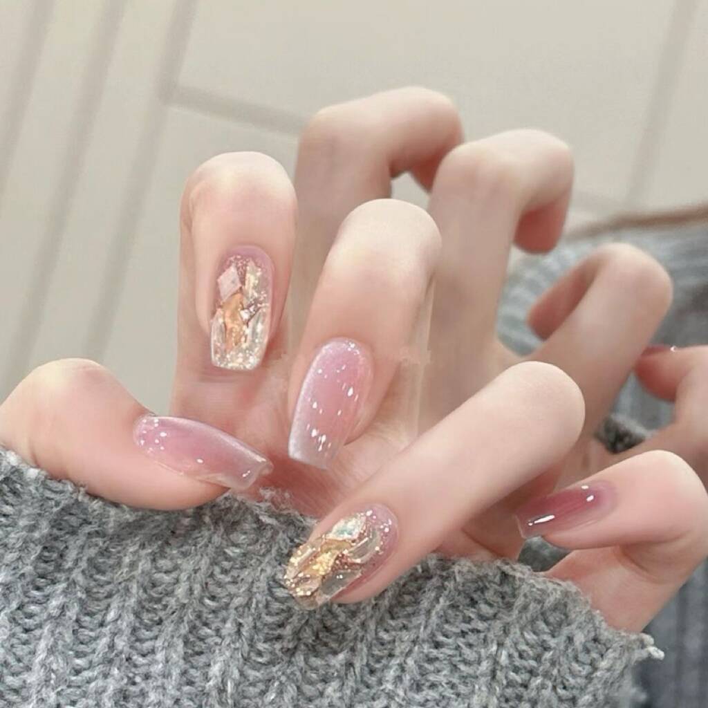 Premium Glitzernde Press-On Nagelerweiterungen Karnz