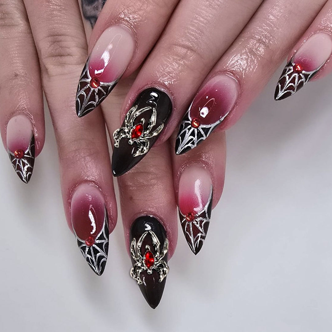 Gothic-Spinnen-Themen-Stiletto-Nagelkunstverlängerungen Karnz