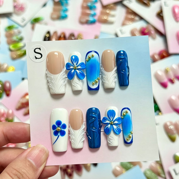 Handgefertigtes Blumen-Design Press-On Nägel Set