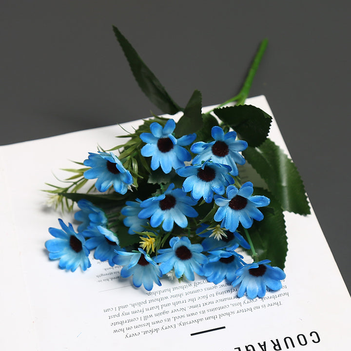 Realistische Blumenanordnung