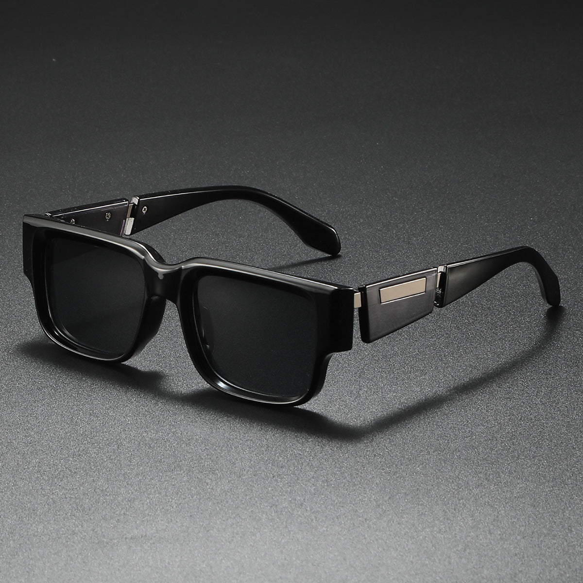 Damen Modische Oversized-Sonnenbrille mit elegantem Kunststoffrahmen Karnz