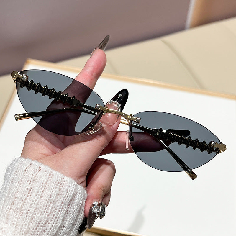 Damen modische Brille mit elegantem goldenen Rahmen Karnz
