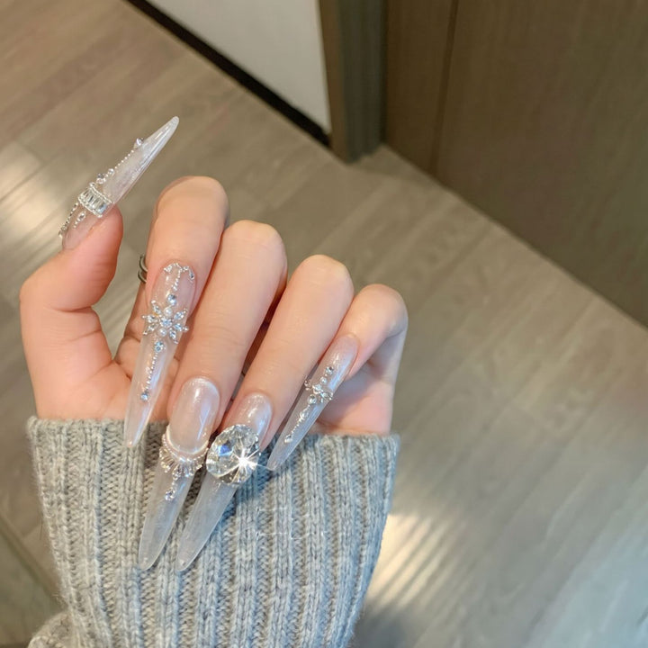 Premium mit Strass verziertes Press-On-Nagelset Karnz