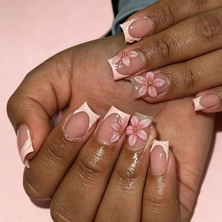 Florale Acryl-Nagelkunst-Spitzen Karnz