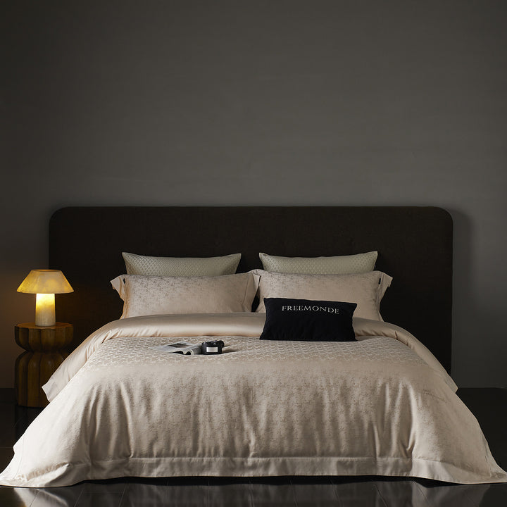Premium-Bettwäschegarnitur mit feinem Jacquardmuster und Hotelverschluss Karnz