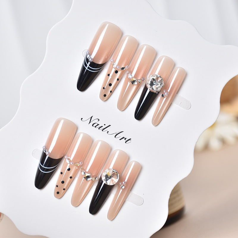 Luxus Stiletto Press-On Nagelverlängerungen mit Strassakzenten Karnz