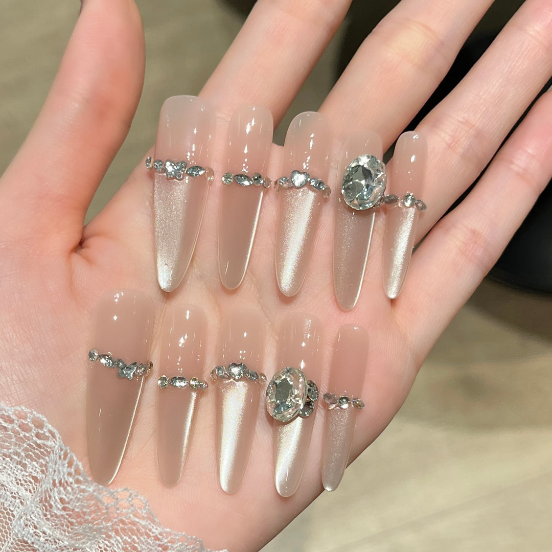 Luxus mit Strass verziertes Press-On-Nail-Set Karnz