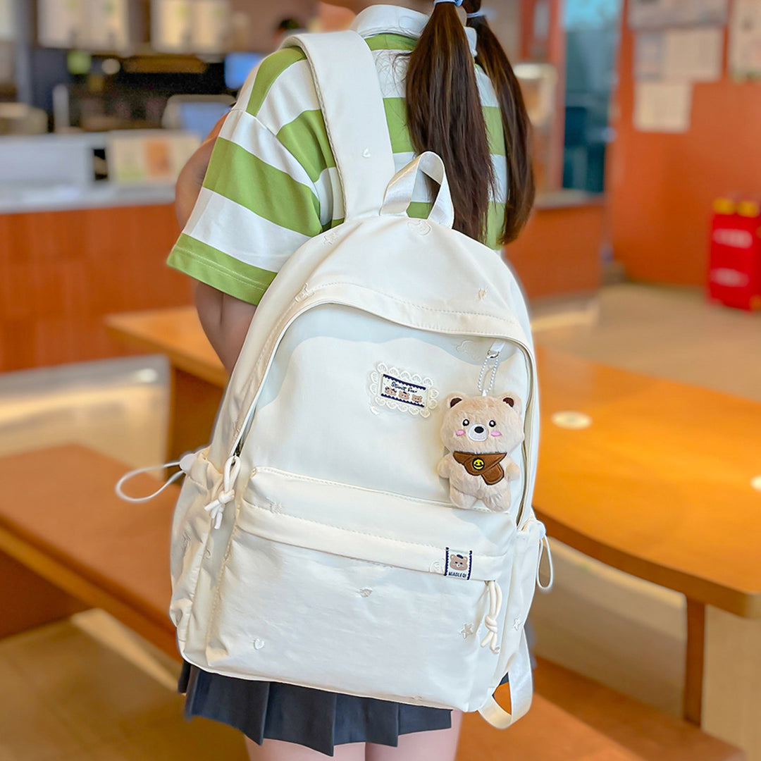 Stylischer backpack mit floralem Schmuck Karnz
