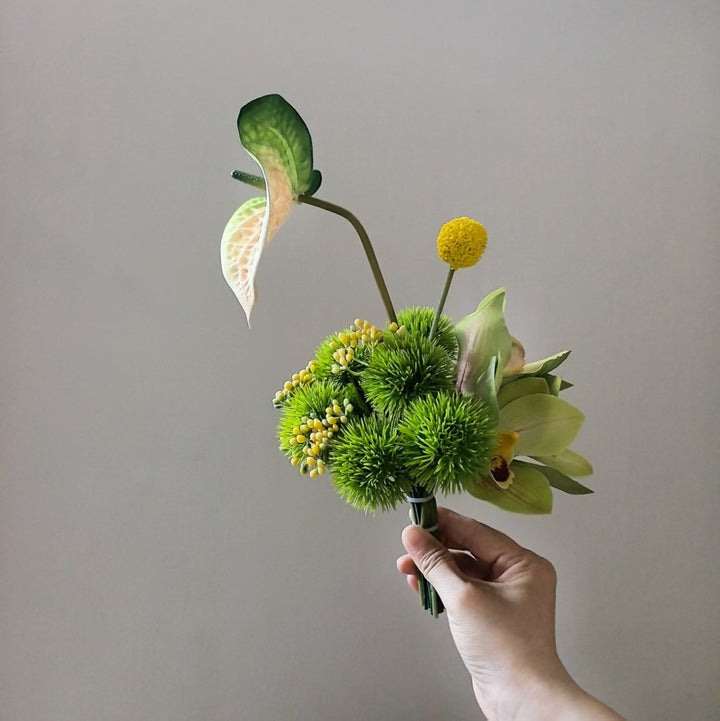 Lebensechter floral Handheld-Strauß
