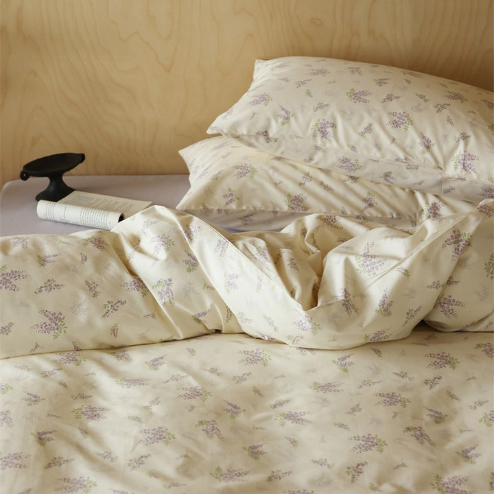 Baumwollsatin Bettwäsche-Set mit feinem Karomuster und floralen Motiven