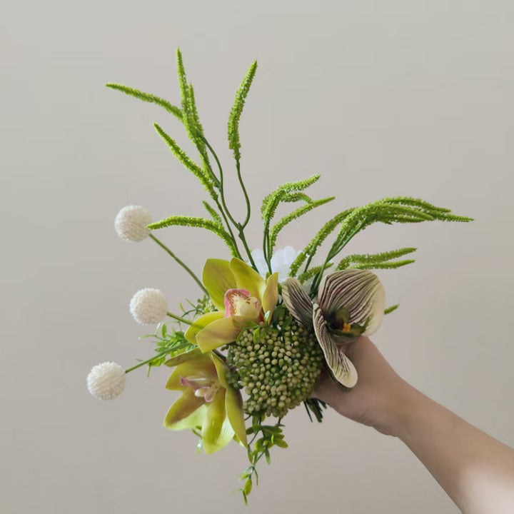 Realistischer Blumenstrauß