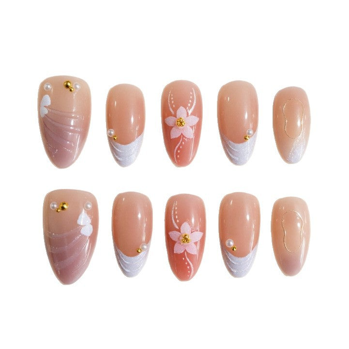 Kunstnägel mit Blumigen Details Karnz