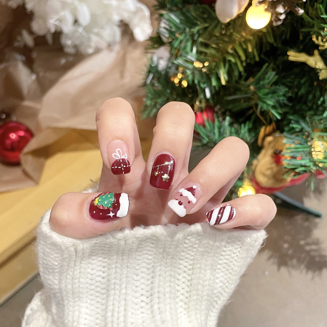 Festliche Nageldesigns Karnz