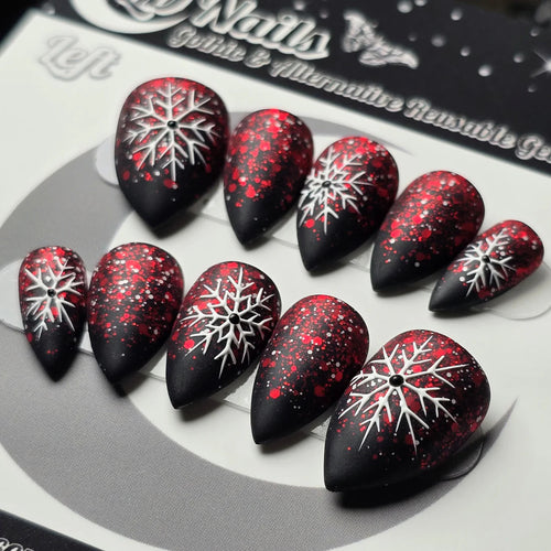 Kunstnägel mit Schneeflocken Design Karnz
