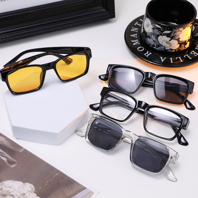 Damen modische Lesebrille mit elegantem Design Karnz