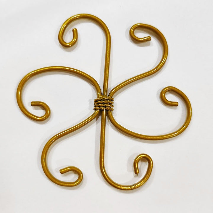 Eleganter dekorativer Wandhaken Karnz