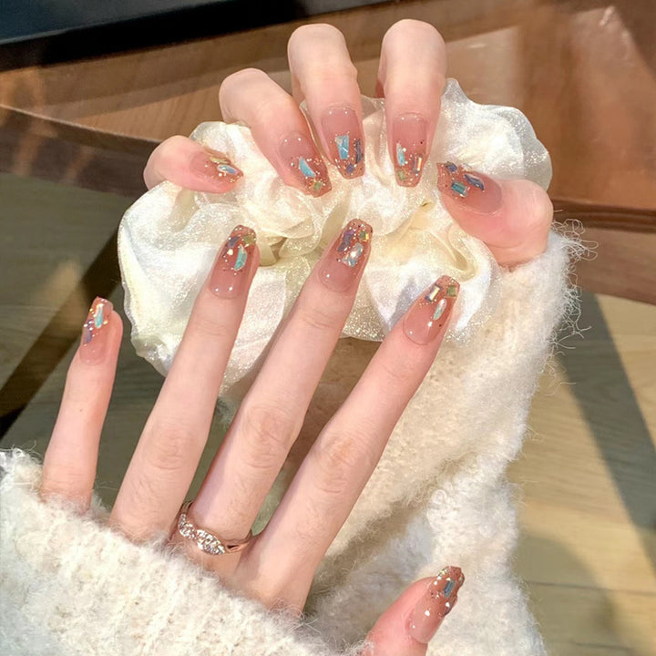 Elegante Nagelpflege Karnz