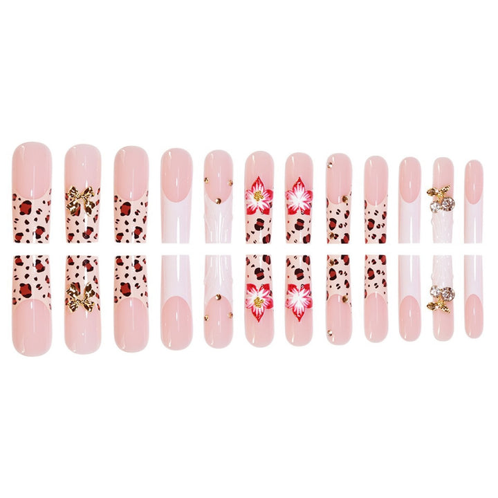 Künstlerische Acryl-Nagelerweiterungen mit floralem und tierischem Druckdesign Karnz
