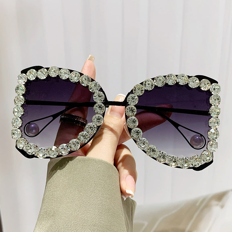 Damen extravagante Katzenaugen-Sonnenbrille mit funkelndem Strassrahmen Karnz
