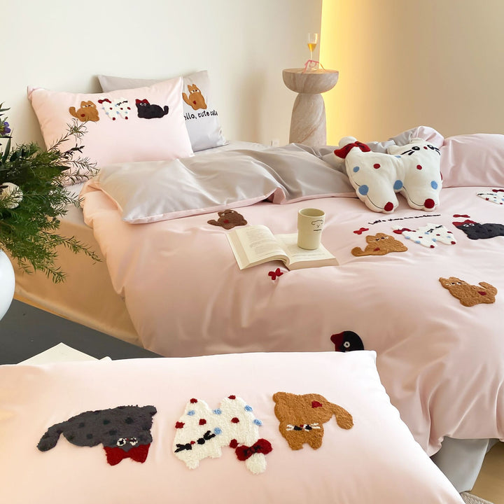 Bestickte Baumwollsatin Bettbezugset mit Katzenapplikationskissenbezügen