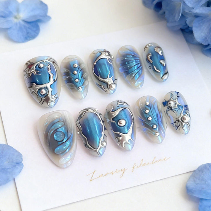 Künstlerisches Nageldesign