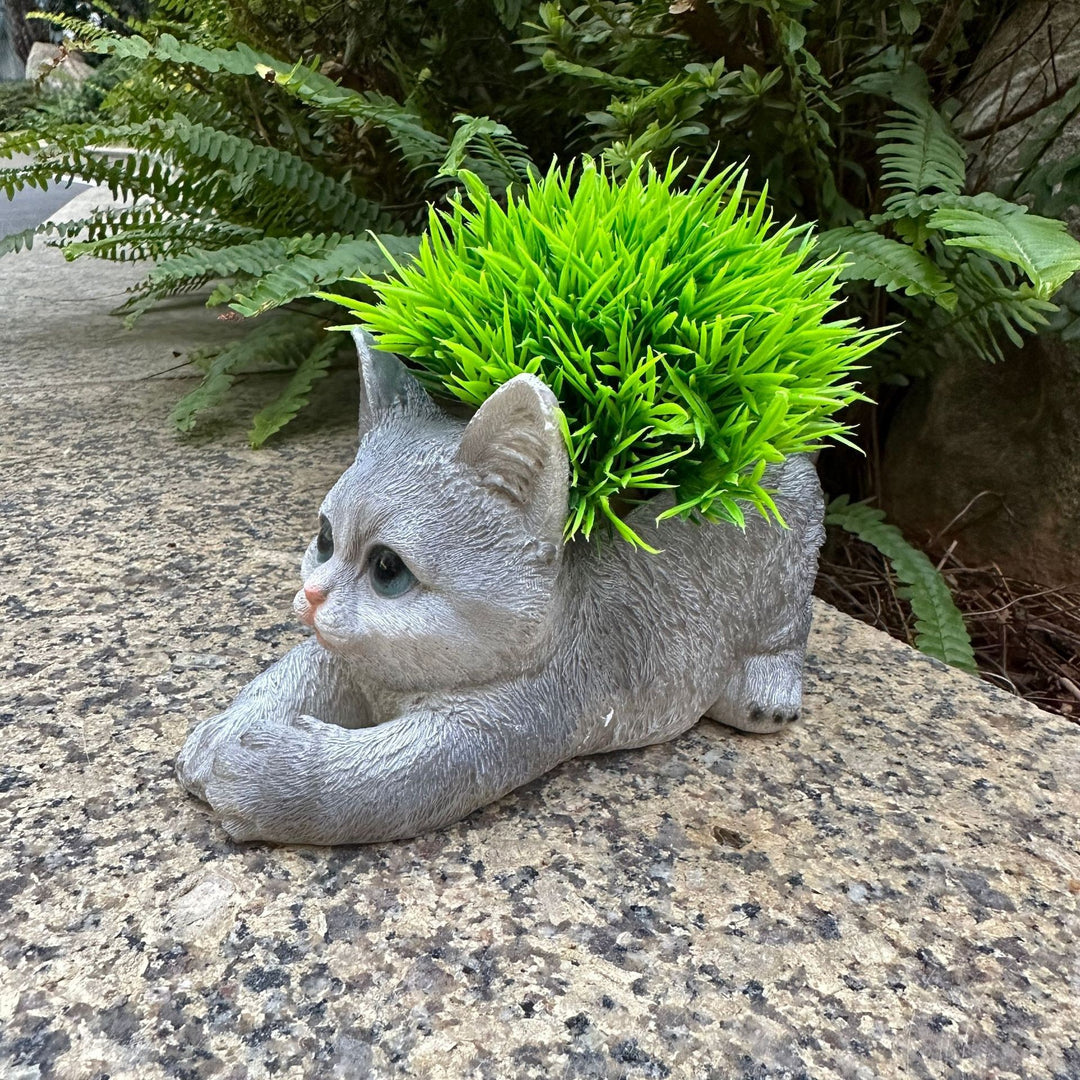 Dekorative Katze mit Pflanzenübertopf Karnz