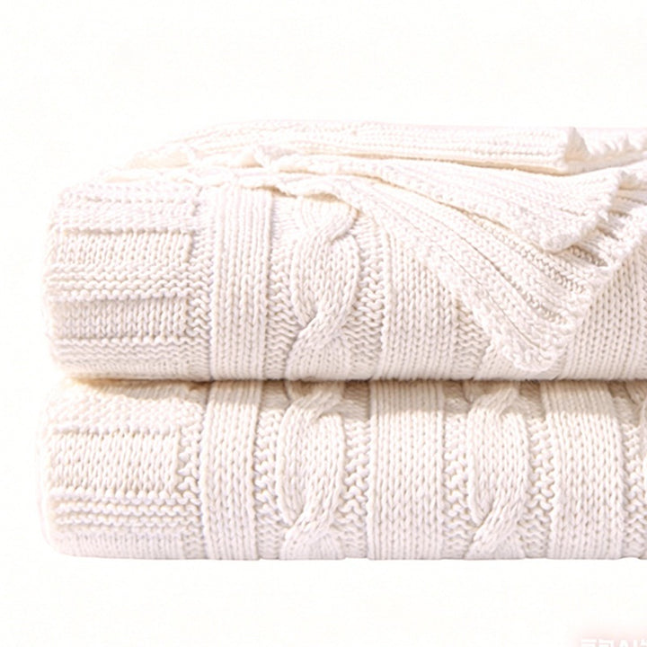 Gemütlicher Kabelstrickpullover