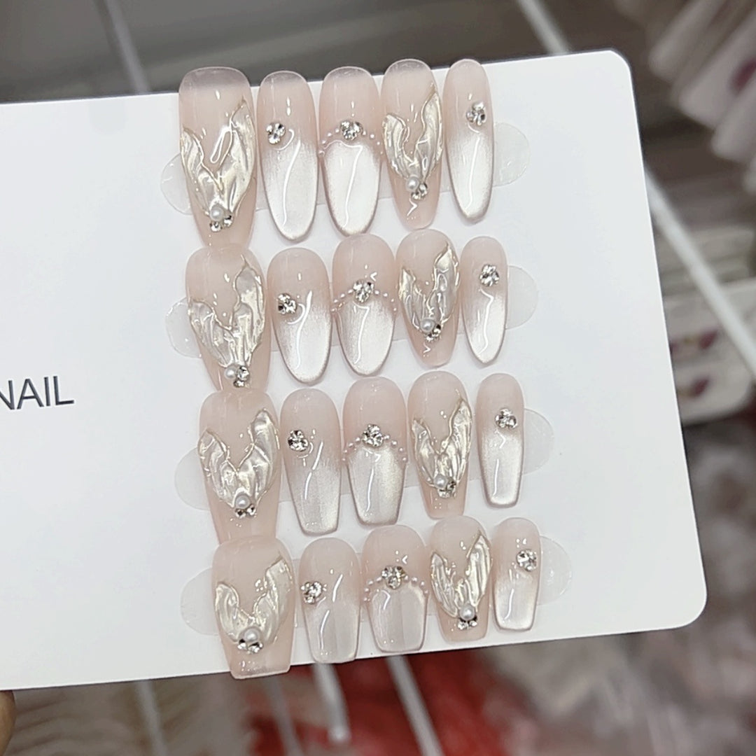 Elegantes Texturiertes Press-On Nail Set Karnz