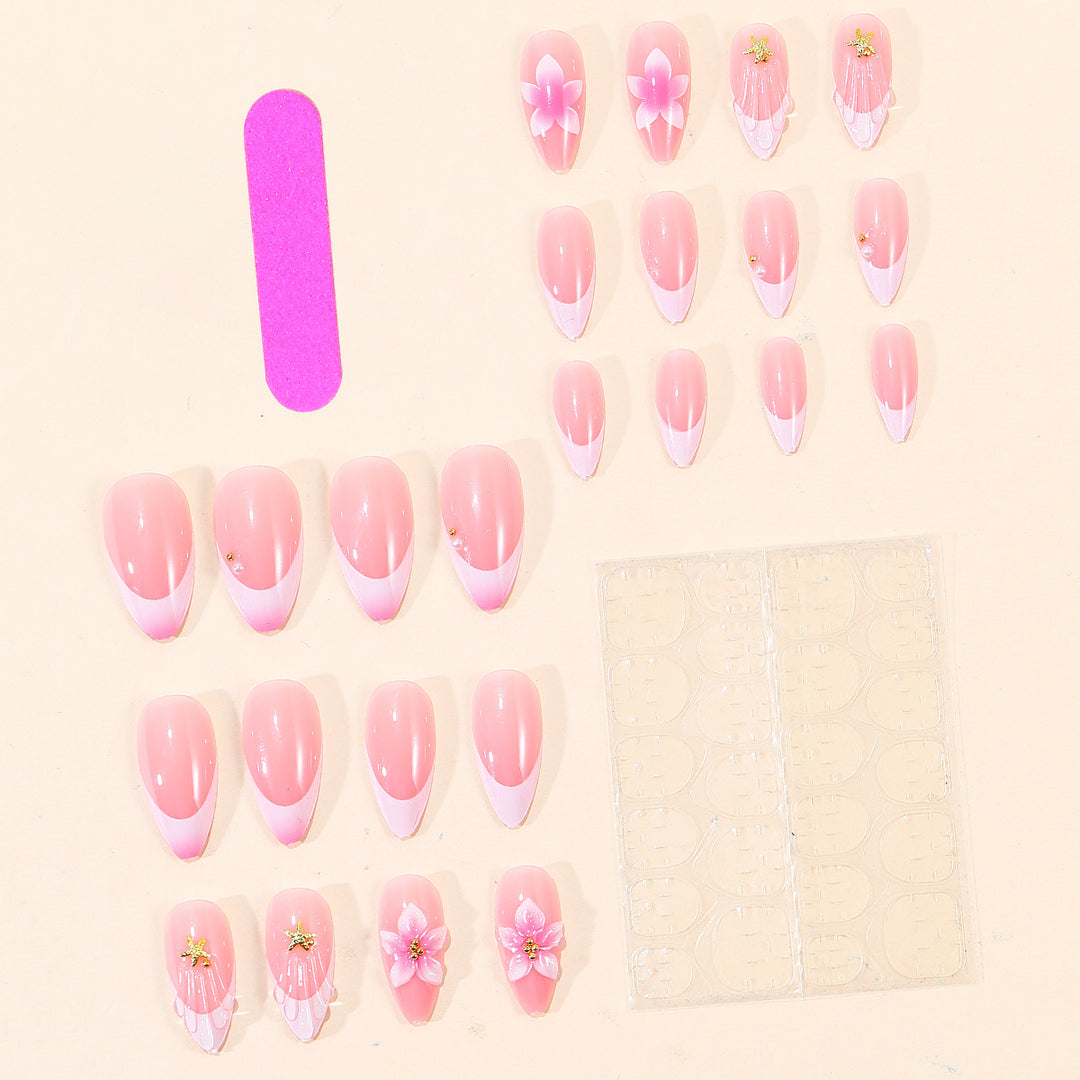 Florale Akzent Nagelkunst Karnz