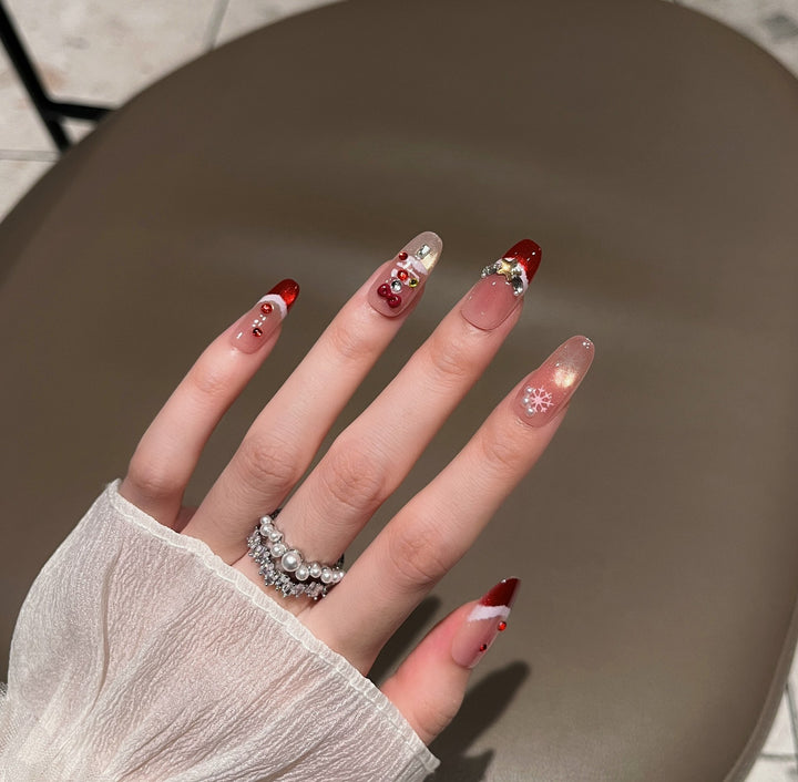 Festliche Charakter-Themen Presse-auf-Nagelkunst Karnz