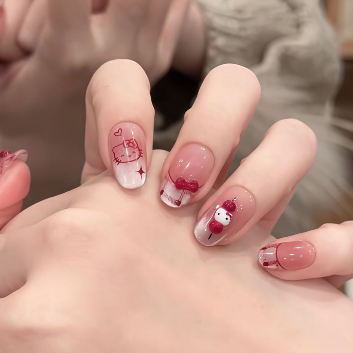 Verspielte Charakter Press-On Nagelkunst Karnz