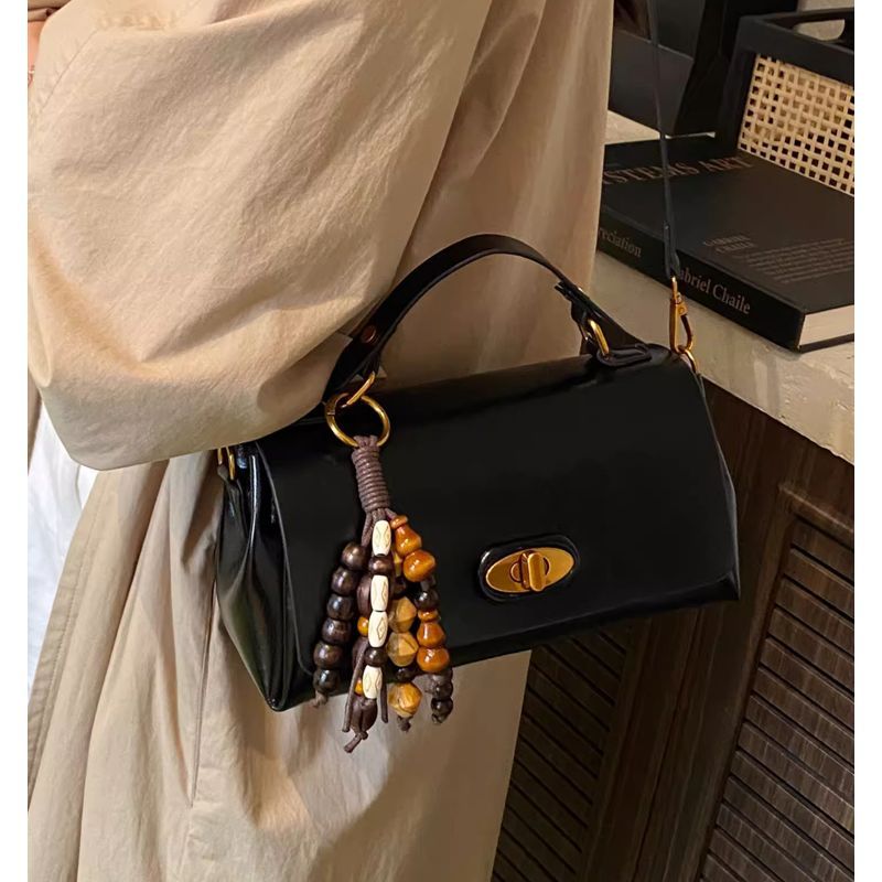 Vintage-inspirierte strukturierte Satchel Karnz