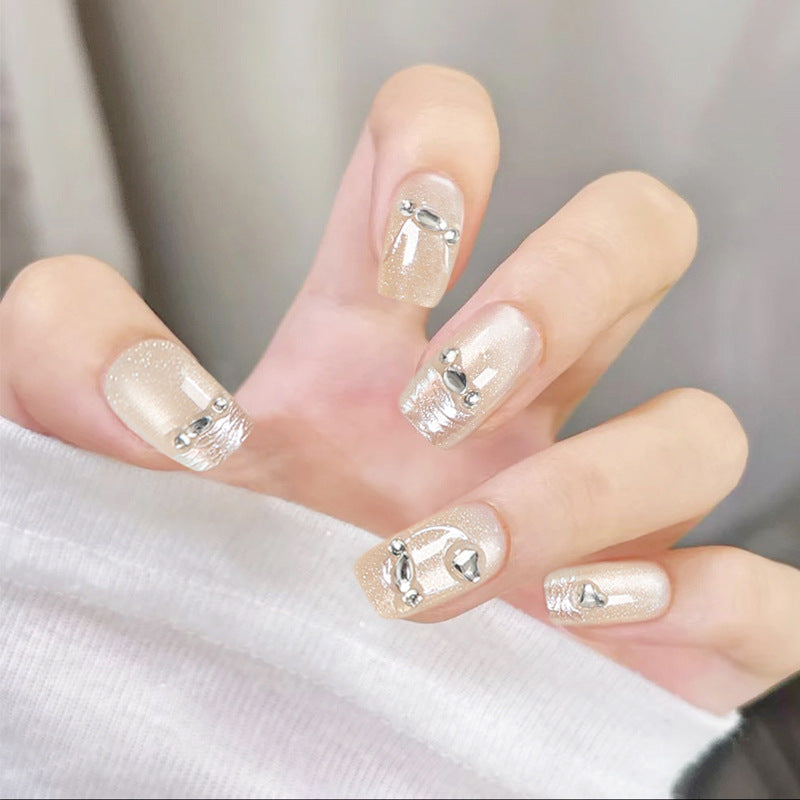 Glamouröses Nageldesign-Set Karnz