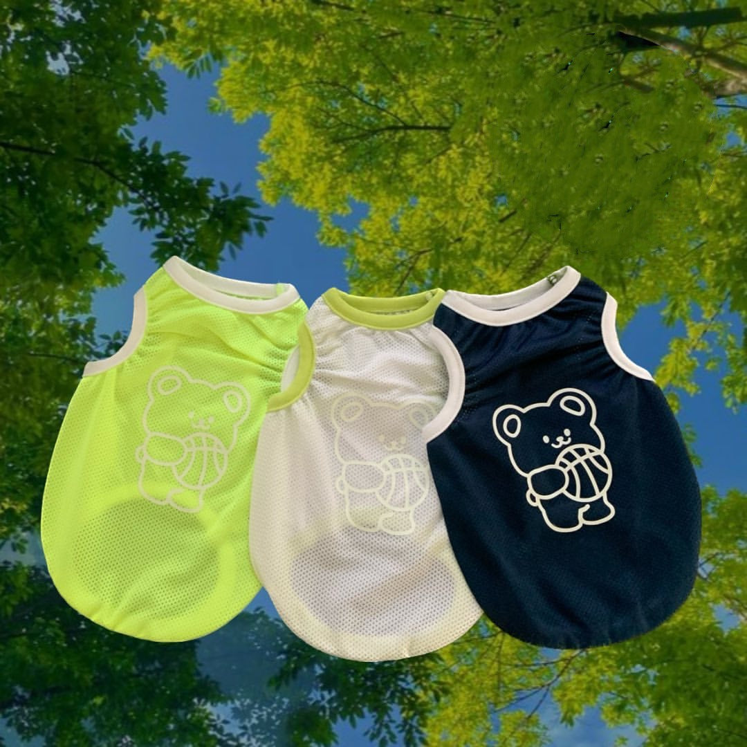 Leichtes atmungsaktives Mesh-Hundeshirt mit reflektierendem Bärenaufdruck und Kontrastbesatz