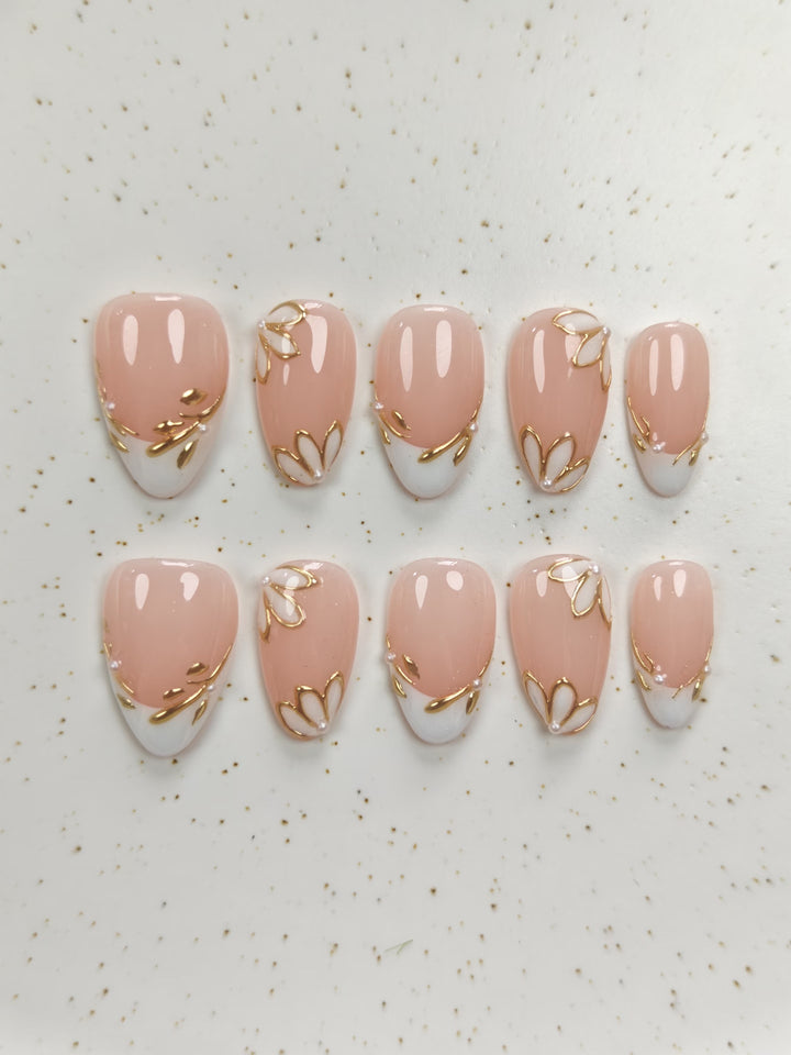 Elegantes Floral Design Press-On Nail Set