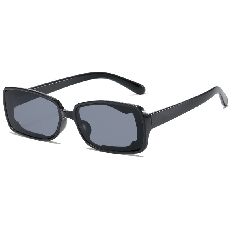Damen modische Sonnenbrille mit futuristischem Design Karnz