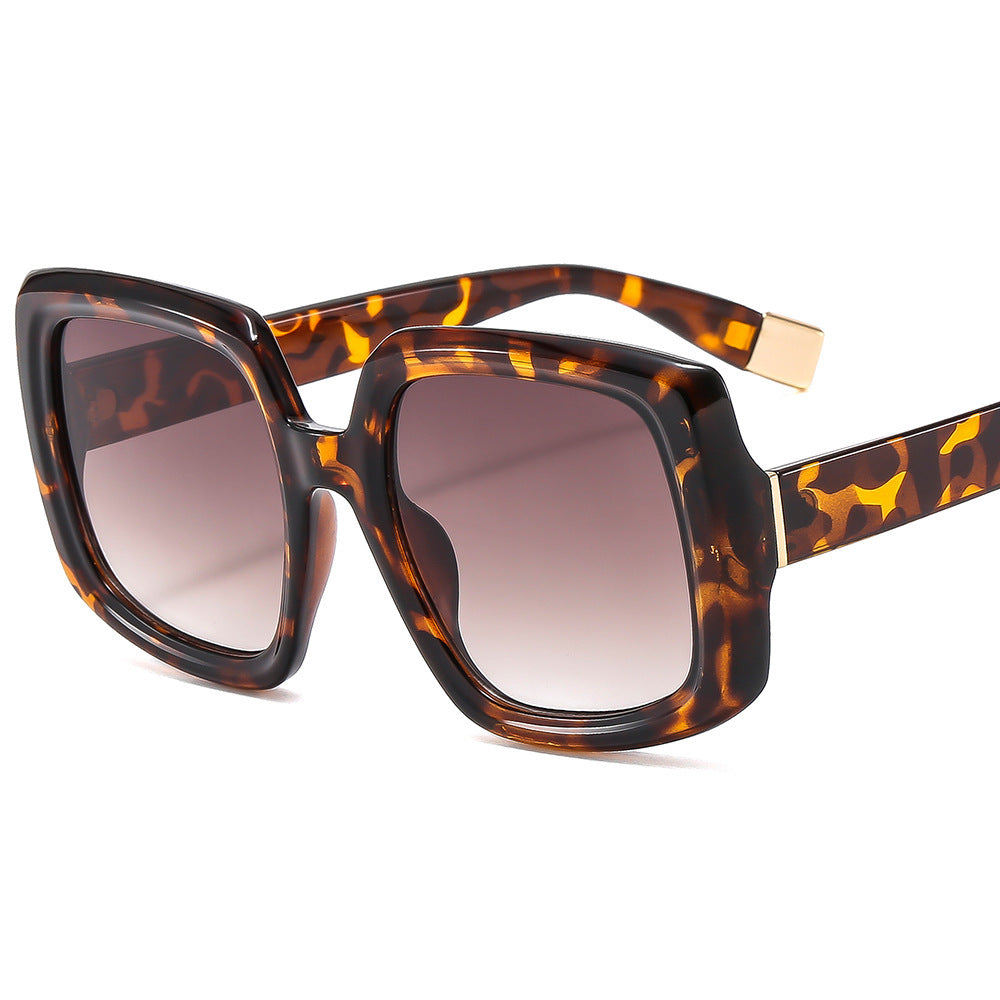 Damen modische Sonnenbrille mit auffälliger quadratischer Rahmenkonstruktion Karnz