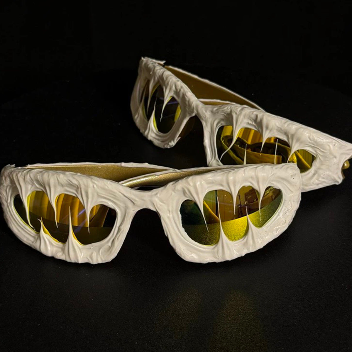 Damen Sportliche Sonnenbrille mit innovativem Design Karnz