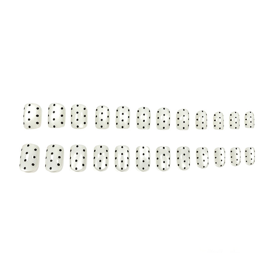 Elegante Punktmuster Nagelkunst Verbesserungen Karnz