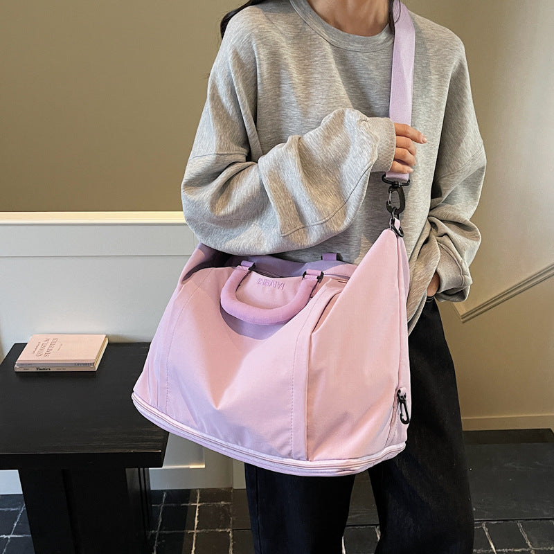 Vielseitige Reisetasche mit verstellbarem Schultergurt Karnz