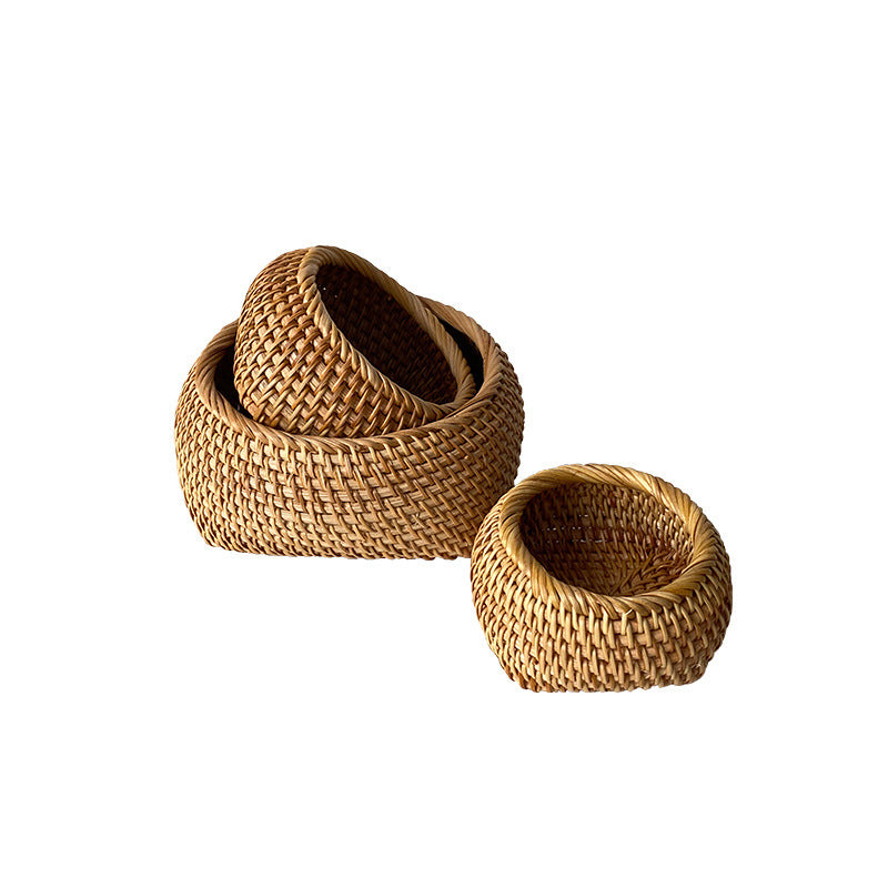 Damen Korb aus geflochtenem Rattan Karnz