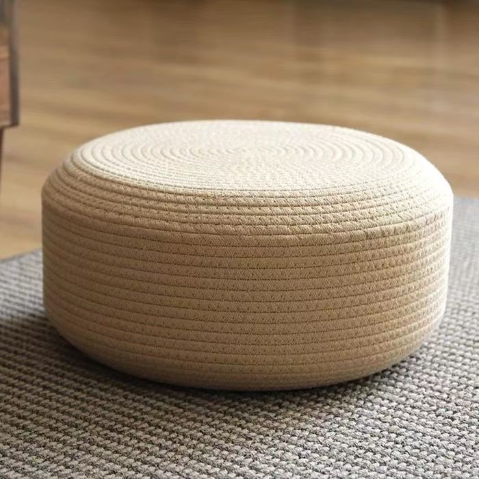 Handgefertigter Sitzpouf Karnz