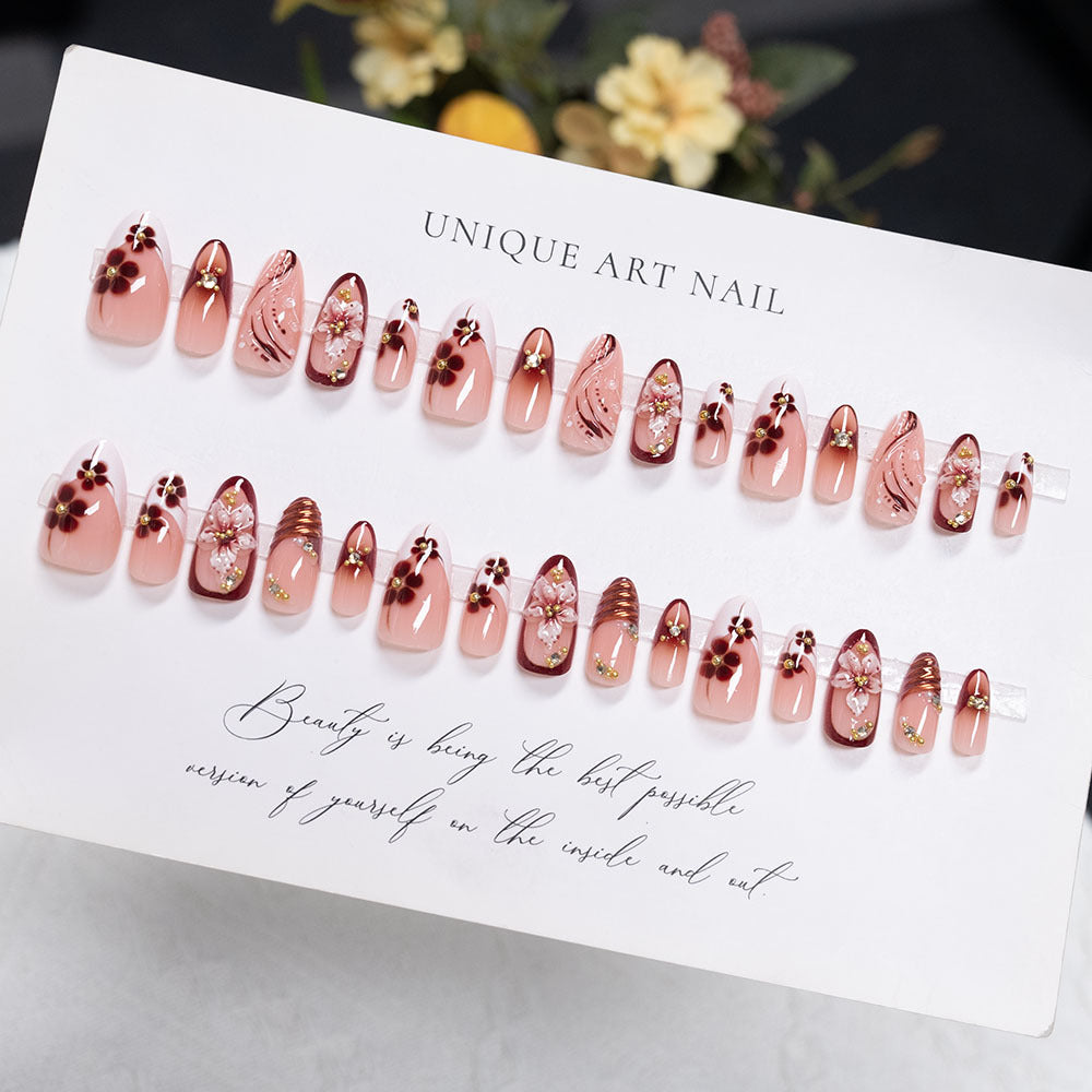 Florales Design Acryl Nagelkunst