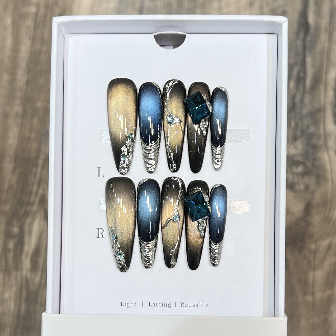 Stiletto Nagelkunst Set mit Galaktischem Design Karnz