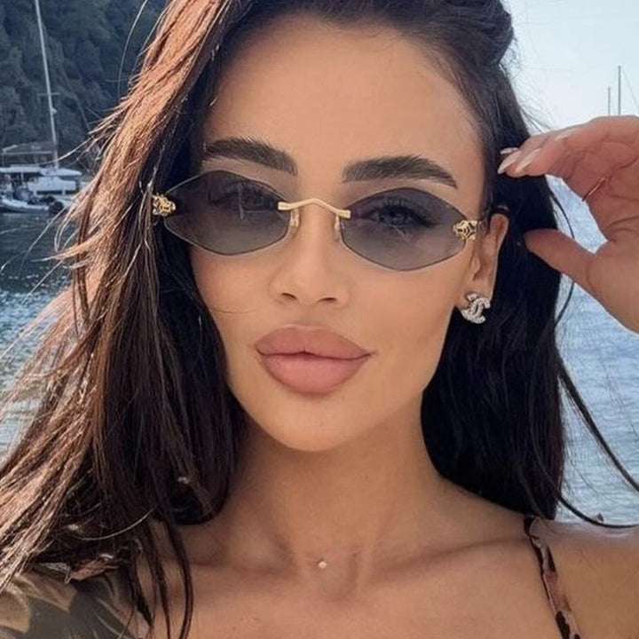 Damen geometrische Sonnenbrille mit doppeltem Metallrahmen und schützenden Gläsern Karnz