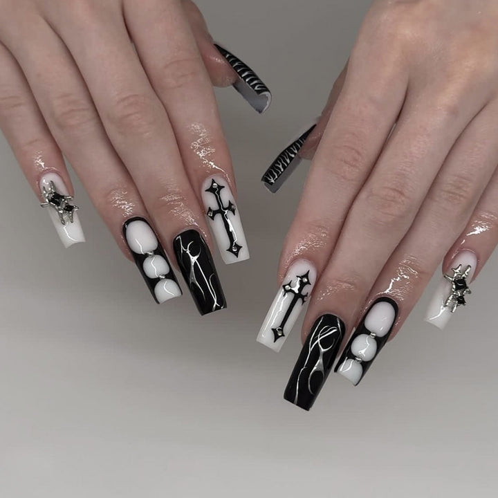 Gothic Chic Nail Art Set Karnz