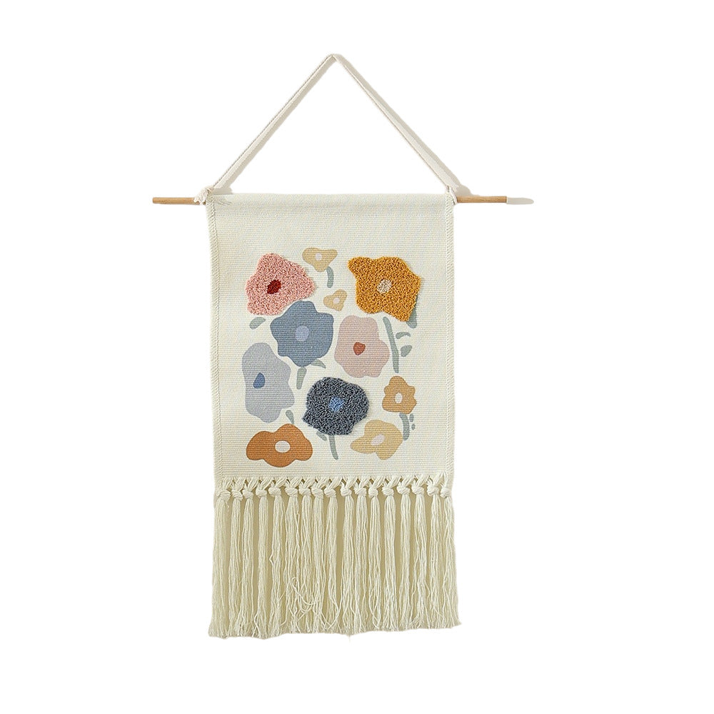 Wandbehang aus gewebter Baumwolle mit Punch-Needle Blumenrelief und Fransen Karnz